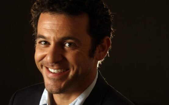 Fred Savage Age